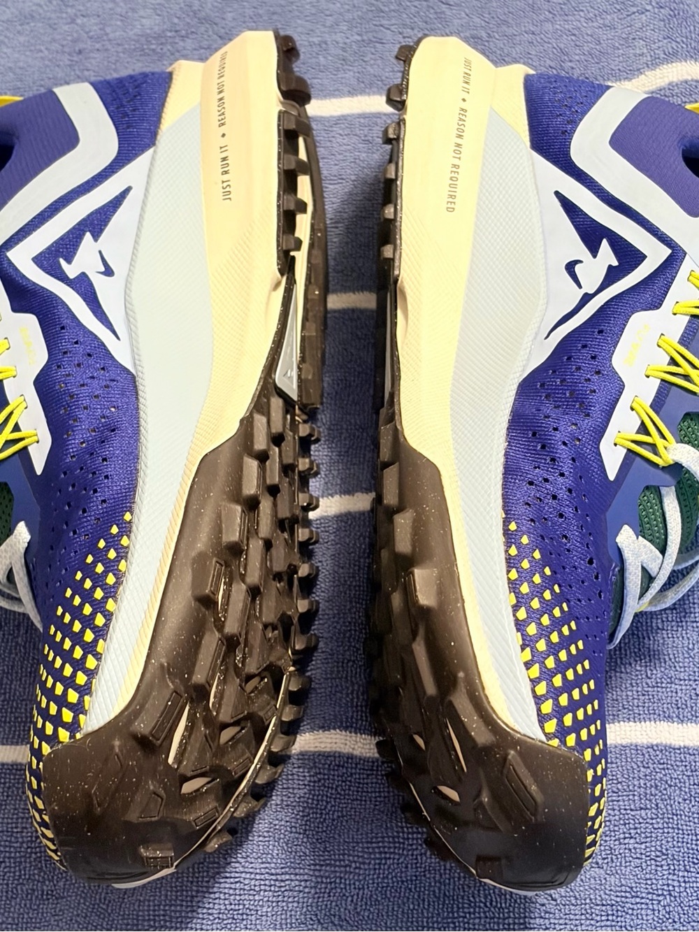 Nike React Pegasus Trail 4 Men’s Size 10 Blue Yellow DJ6158-400 - Picture 8 of 16